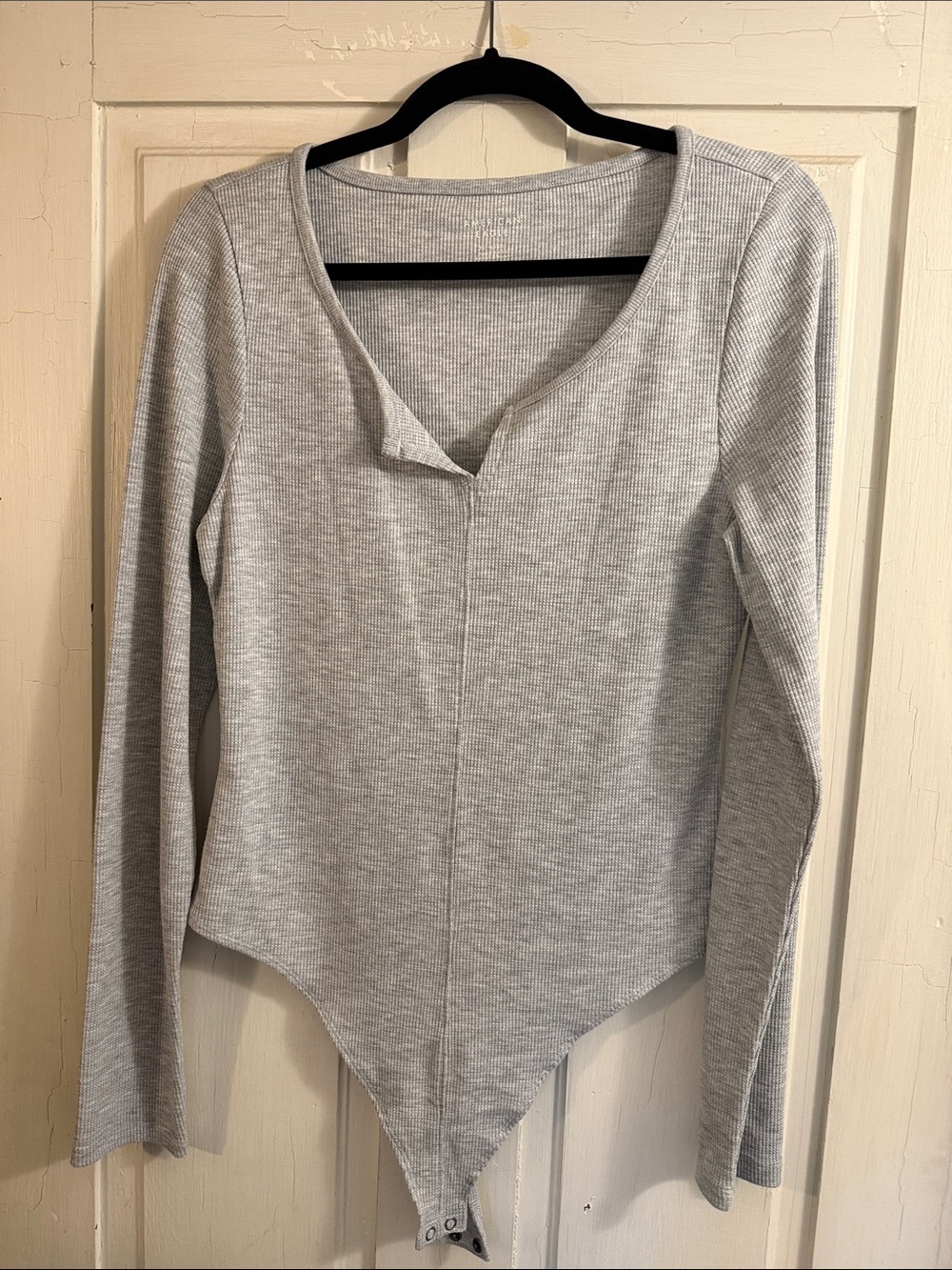 American Eagle Outfitters Light Gray Ribbed Long-Sleeve Bodysuit